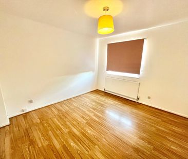 Staplegrove, Shoeburyness, Southend-on-Sea, Essex, SS3 8AQ - Photo 3