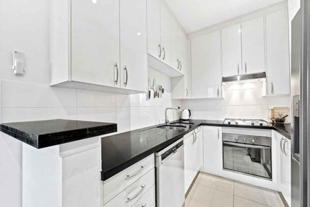 334/28 Danks Street Waterloo - Photo 3