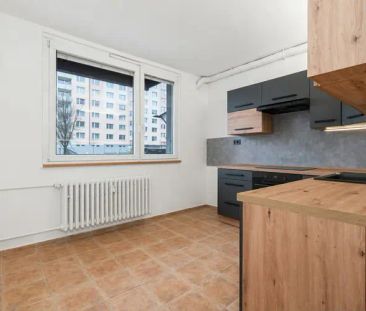 Pronájem bytu 1+1 32 m - Fotografie 1