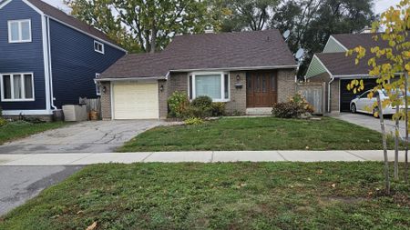 For Lease - 3413 Rockwood Drive, Burlington, Ontario - Photo 3