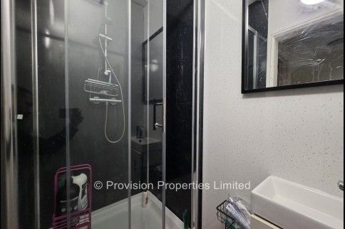 8 Bedroom Kensington Terrace - Photo 1