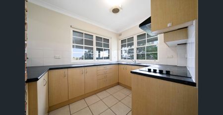 Sunny Top Floor Unit - Photo 3