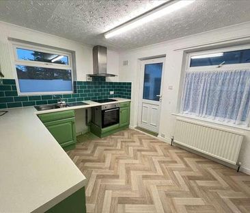 Green Park Road, Cayton, Scarborough, YO11 - Photo 4