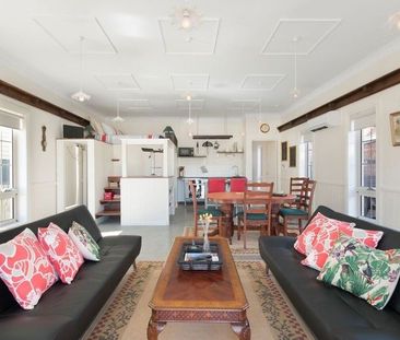 Spacious 1-Bedroom Studio - Photo 1