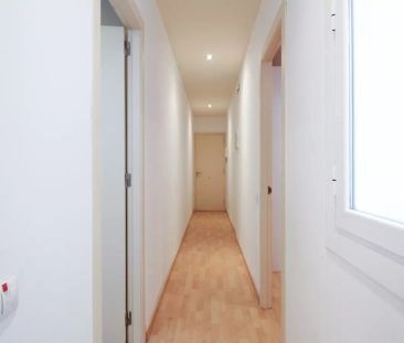 Modern 2-bedroom apartment for rent in Sarrià-Sant Gervasi - Photo 2