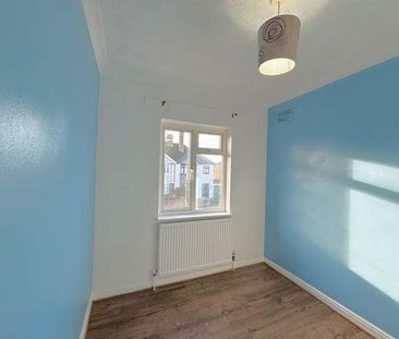 Brackley Road, Bedford, MK42 - Photo 3