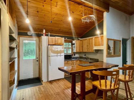 For Lease - 1143 Sherwood Forest Road, Bracebridge, Ontario - Photo 5