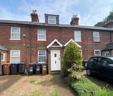 2 bedroom terraced house to rent - Photo 4