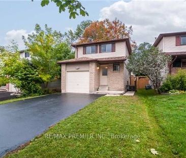 Detached Home For Lease | S8146858 - Photo 4