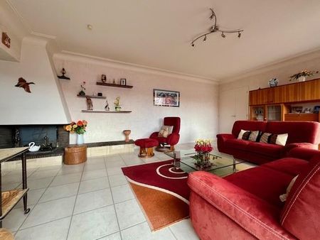 Location Maison 5 pièces 120m² ST PHILBERT DE GRAND LIEU 44310 - Photo 2