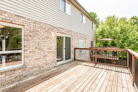 For Lease - 258 Mcmeeken Drive, Cambridge, Ontario - Photo 2
