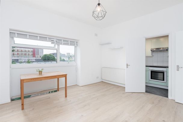 Brondesbury Villas, Kilburn, London - Photo 1