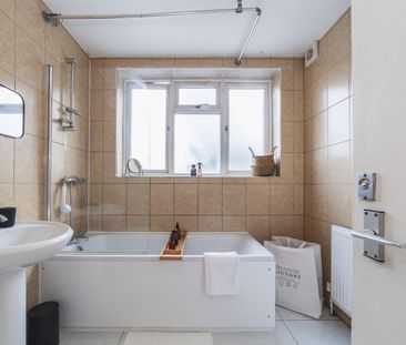 Room in a Shared Flat, York Road, W3 - Photo 6