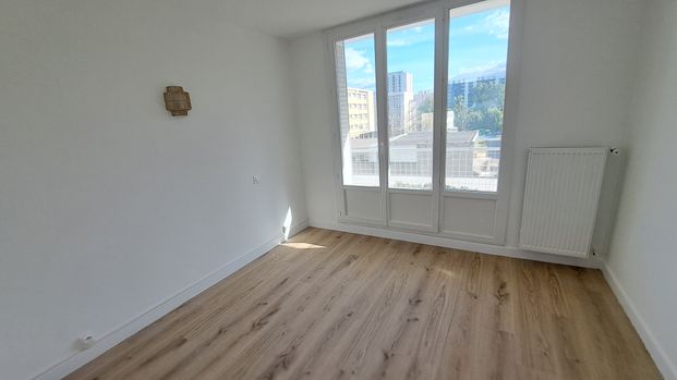 Location Appartement 3 pièces 68m² LE PONT DE CLAIX 38800 - Photo 1