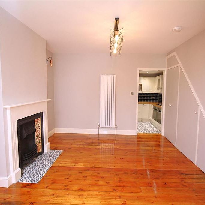 4 bedroom house to rent - Photo 1