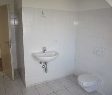 sanierte bzw. renovierte 3 Zimmer DG Wohnung in Adlershof mit Dachterrasse, offener Küche, Badewanne + Dusche - Foto 1