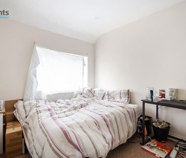 4 bedroom terraced house to rent - Photo 4