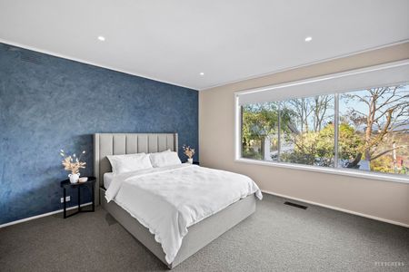 4 Summit Cres, Ringwood North VIC 3134 - House For Rent | Domain - Photo 5