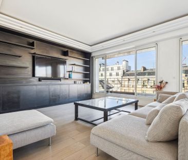 Location Appartement Paris 8 3 Pièces 118 m² - Photo 4