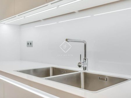 4 bedroom luxury Flat for rent in Barcelona, Spain - Photo 4