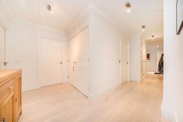 3 bedroom flat to rent - Photo 1