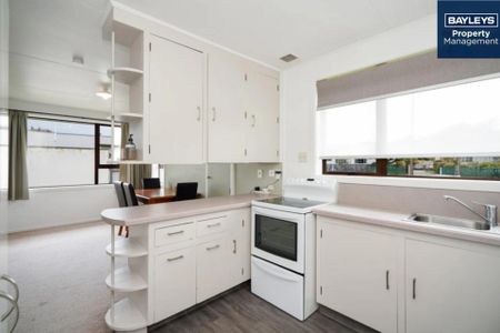 64 Racecourse Road, Glengarry - Photo 3