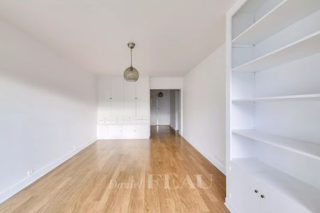 Location appartement, Paris 17ème (75017), 2 pièces, 55.12 m², ref 85463000 - Photo 5