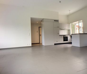 Joli appartement rafraîchi de 2.5 pièces au rez - Foto 1