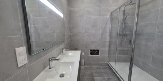 Location Appartement 3 pièces 60m² DOUAI 59500 - Photo 3