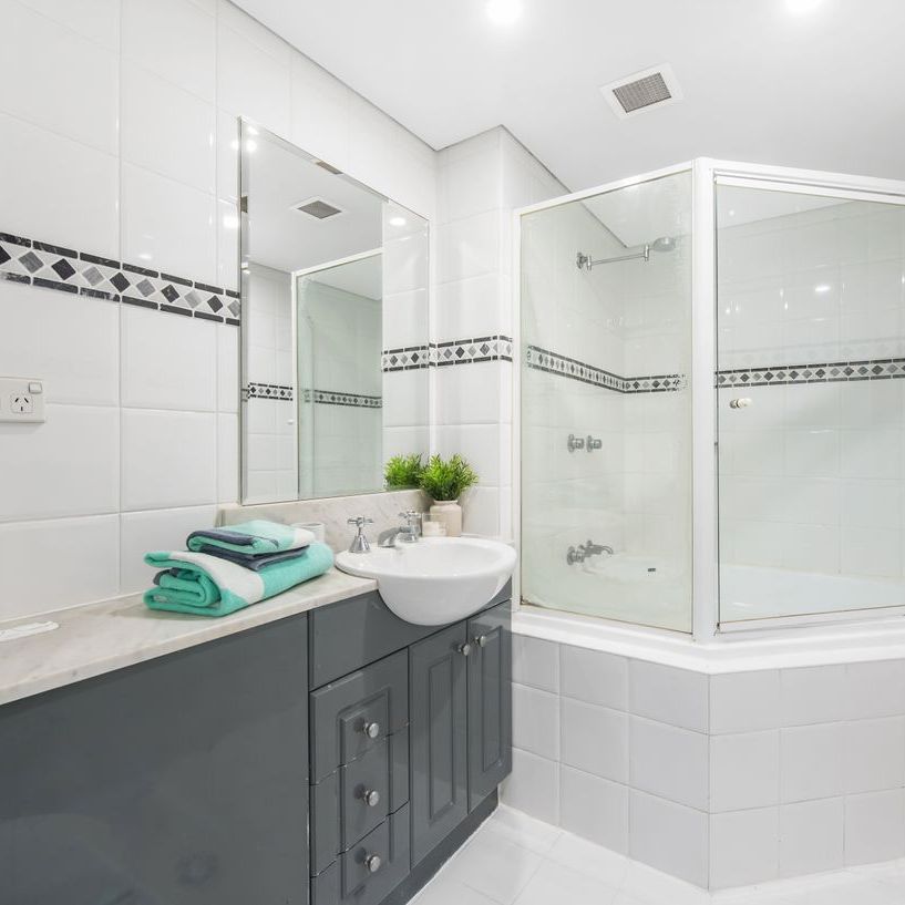Stylish 1-Bedroom Apartment in Prime Cremorne Location - Photo 1