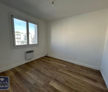Location Appartement 2 pièces 46m² CARPENTRAS 84200 - Photo 2