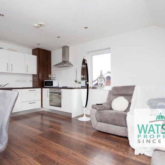 Apartment 6, 62a Templemore Avenue, Albertbridge Road / Newtownards Road, Belfast, BT5 4FT - Photo 1