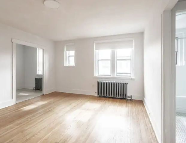 122 Dowling Avenue | 122 Dowling Avenue, Toronto - Photo 1