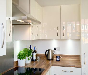 2 bedroom semi-detached house to rent - Photo 1