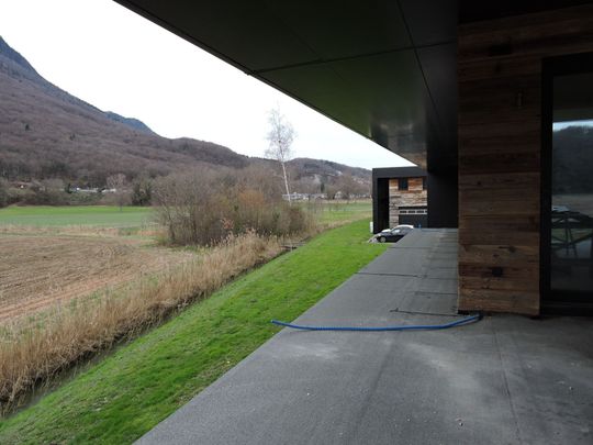 Only a few minutes from the center of Bouveret. - Photo 1