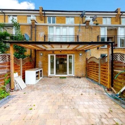 Edgar Wallace Close, London, SE15 6HJ - Photo 1