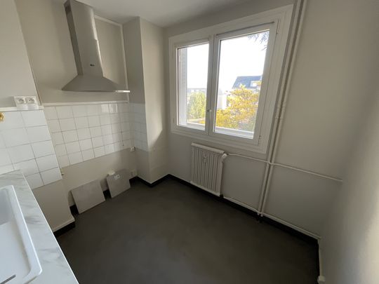 A LOUER - Quartier Marronniers - T3 de 88.65m² avec garage, balcons, grenier et cave. - Photo 1
