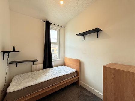 25 Orme Road - Photo 4