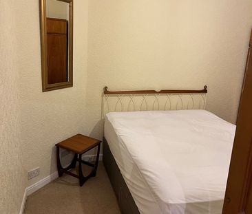 3 Bed Flat, Calder Road, EH11 - Photo 5