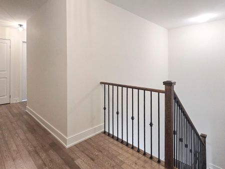 For Lease - 143 Kenneth Rogers Crescent, East Gwillimbury, Ontario - Photo 4