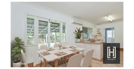 PRIVATE & SPACIOUS HOME WITH BIG LIVING AREAS - Photo 2