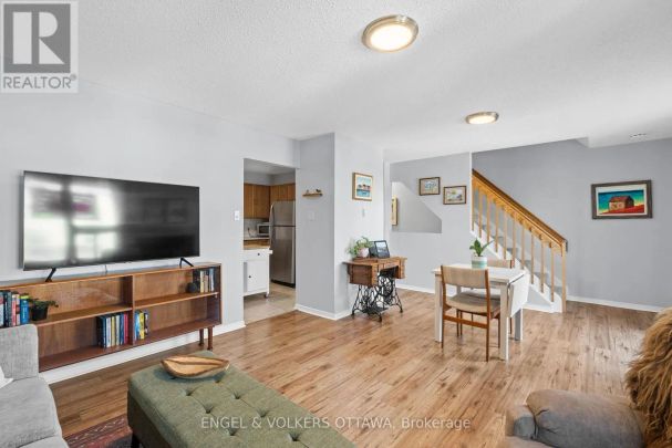 212 - 12 TERRACE DRIVE - Photo 1