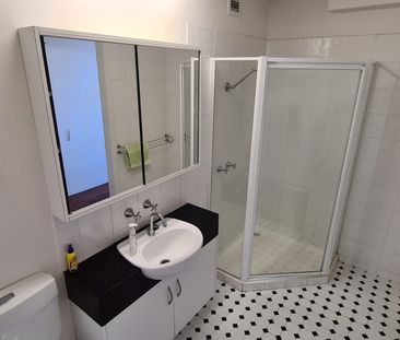 Convenience & Comfort - Photo 6