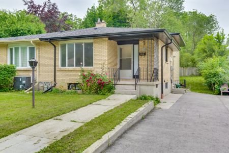 For Lease - 207 Cairn Street, London South, Ontario - Photo 4