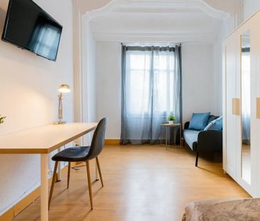 Carrer Honorato Juan, Valencia, Valencian Community 46007 - Photo 2