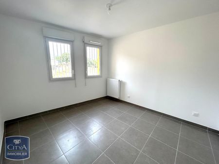 Location Appartement 3 pièces 60m² PORT DE BOUC 13110 - Photo 5