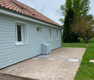 Location Maison 4 pièces 84m² - Photo 6