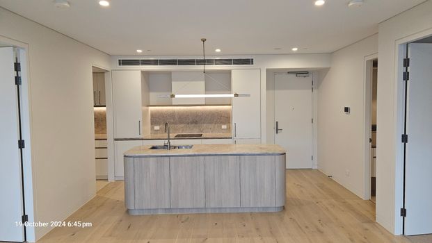 Stunning ground floor unit in the heart of Shell Cove Marina! - Photo 1