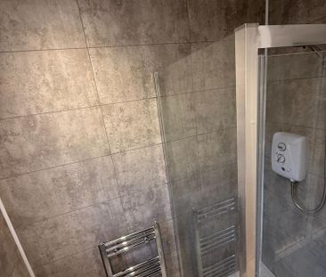 2 bedroom flat to rent - Photo 6