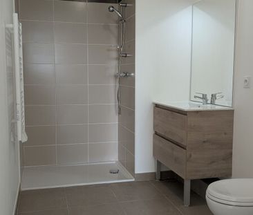 Location Appartement 2 pièces 40m² ORANGE 84100 - Photo 2